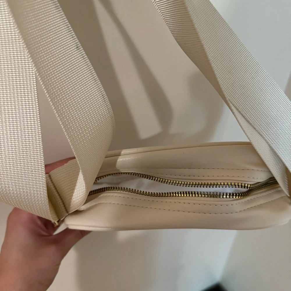 *New* Cream Clear Crossbody Bag - Picture 3 of 5